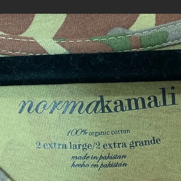 Norma Kamali 100% Organic Cotton 2X Green Camouflage V Neck Tee - Picture 5 of 5